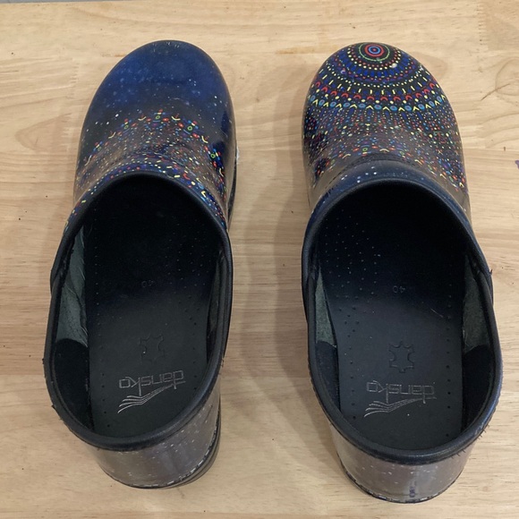 Dansko Blue Mandala Women's Clogs - Picture 2 of 8